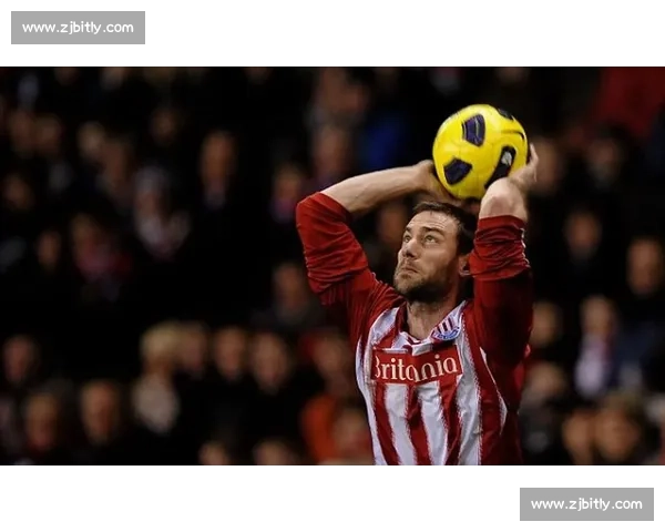 从一次界外球看现代足球战术细节与比赛节奏演变逻辑与空间博弈